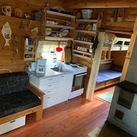 Kesaemoekki Kalliola Heinola アパート Ahvenisto